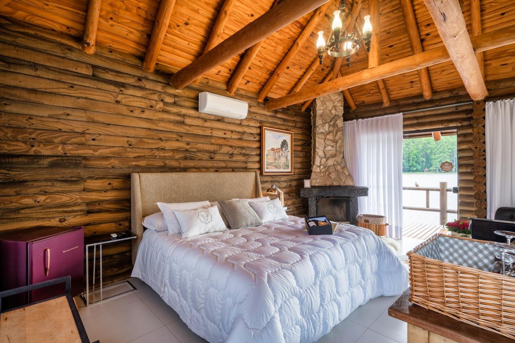 Vira Charme Resort Fernandes Pinheiro Bagian luar foto
